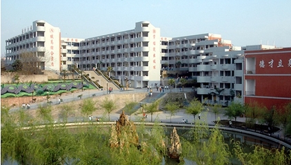 重庆市三峡水利电力学校 培养网络技术服务人才的摇篮